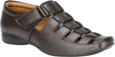 Acteo Men Casual(Brown , 7)