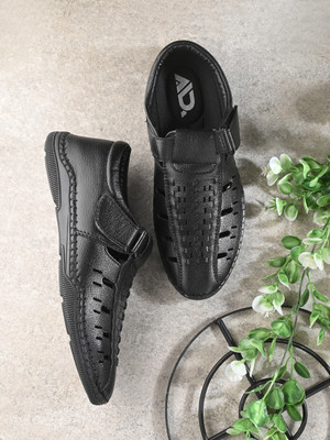 aadi Men Sandals(Black , 8)