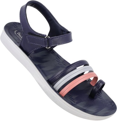 WALKAROO Women Sandals(Navy , 5)