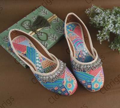 Clorigs Women Flats(Multicolor , 6)