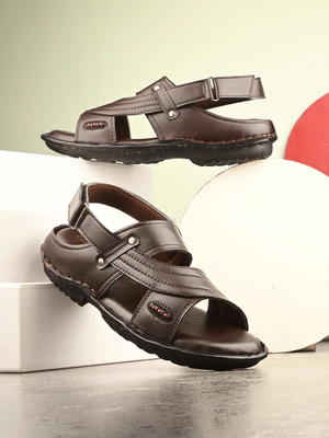 Roadster Stylish Dual Strap Buckle Design Men Sandals(Brown , 8)