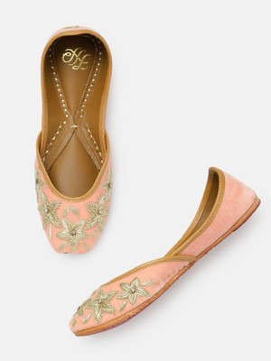 House of Pataudi Women Flats(Pink , 3)