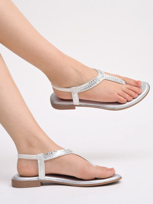 SHOETOPIA Women Flats(Silver , 5)