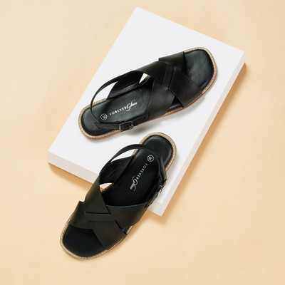 Forever Glam By Pantaloons Women Flats(Black , 6)