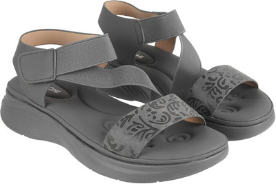 MOCHI Women Casual(Grey , 5)