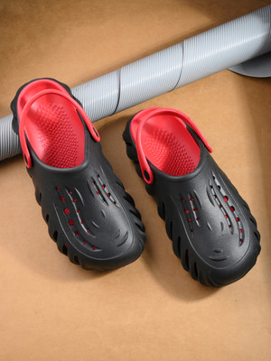 HRX by Hrithik Roshan Men Sandals(Black , 7)