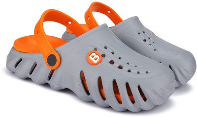ORICUM Men Clogs(Grey , 8)