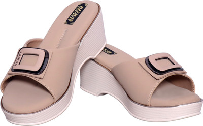 niko Women Wedges(Tan , 6)