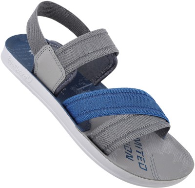 WALKAROO Men Sandals(Grey , 9)