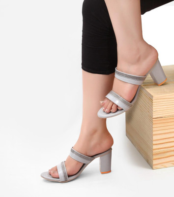 Xcen Women Wedges(Grey , 6)