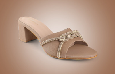 CORSICA Women Heels(Gold , 3)