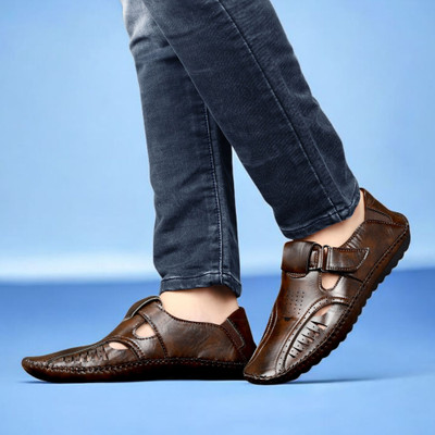 Buxton Men Sandals(Brown , 7)