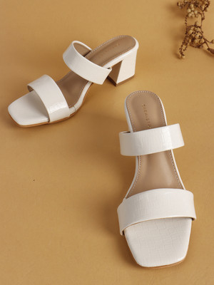 CHEMISTRY Women Heels(White , 5)