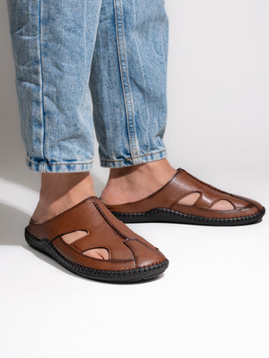 Roadster Men Casual(Tan , 7)