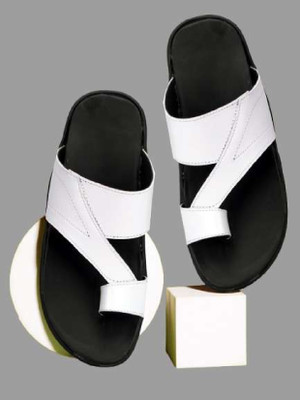 Buxton Men Sandals(Tan , 7)
