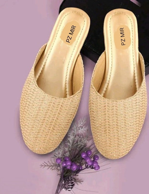 house of common Women Flats(Gold , 7)