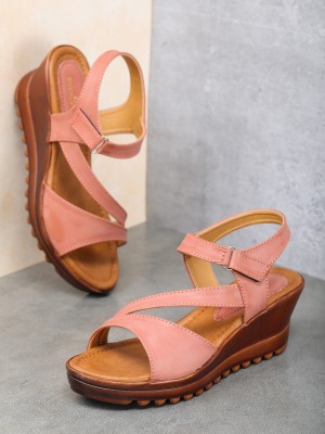 EVERLY Women Pink Wedges