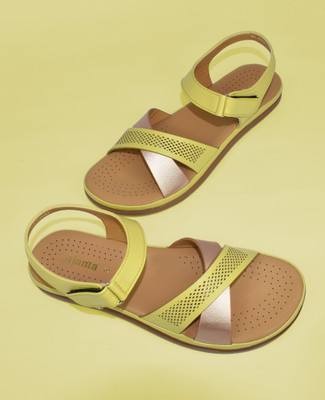AJANTA Women Flats(Yellow , 3)