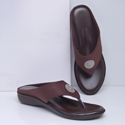 CARRITO New Fashion Stylish Casual Flat Sandal/Slipper for women & Girls Women Brown Flats