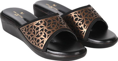 PMS Women Wedges(Gold , 3)
