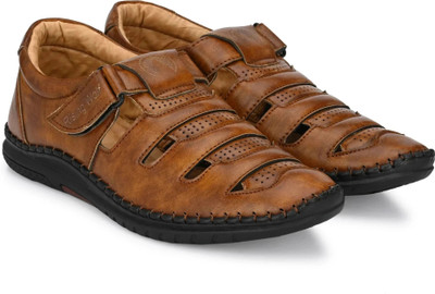 Rising Wolf Men Sandals(Tan , 8)