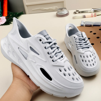 PM TRADERS Men Sandals(Off White , 8)