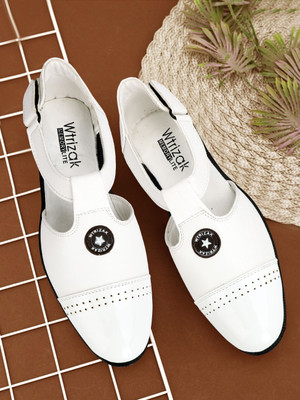 Wtrizak Men Flats(White , 8)