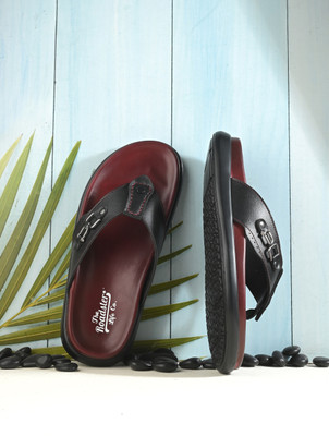 Roadster Men Sandals(Maroon, Black , 6)
