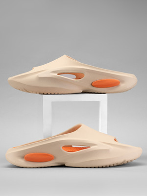 ATOM Men Clogs(Multicolor , 9)