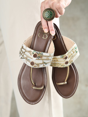 Glam Story Women Heels(Off White , 7)