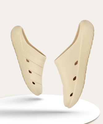 ADIDAS ADICANE CLOG Men Beige Clogs