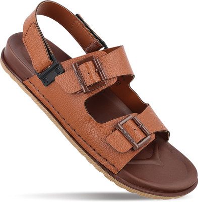 WALKAROO Men Casual(Brown , 7)