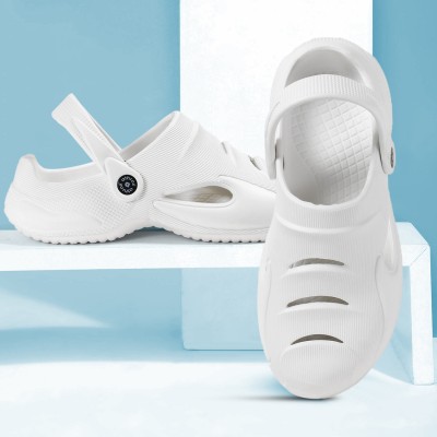 TR Men Clogs(White , 9)