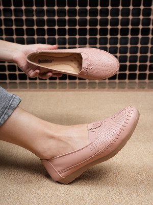 Roadster Bellies For Women(Tan , 4)