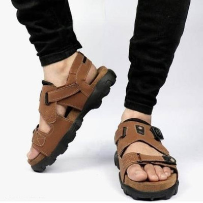 Atlee Men Sandals(Tan , 7)