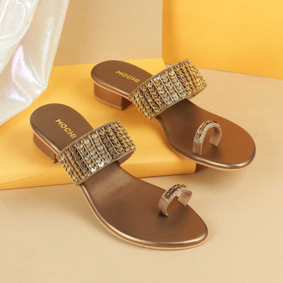 MOCHI Women Wedges(Gold , 4)