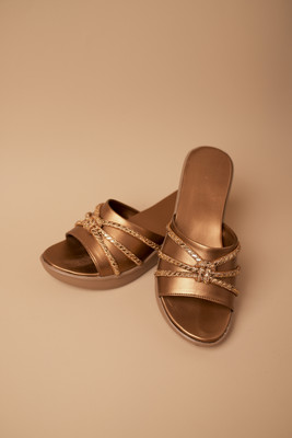 FIFTHTOE Women Wedges(Gold , 4)