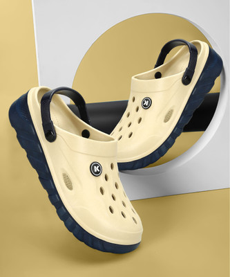 Paragon Men Clogs(Beige , 6)