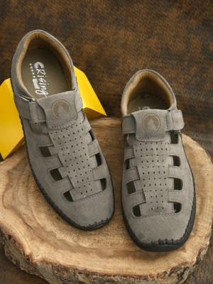 Rising Wolf Men Sandals(Grey , 8)