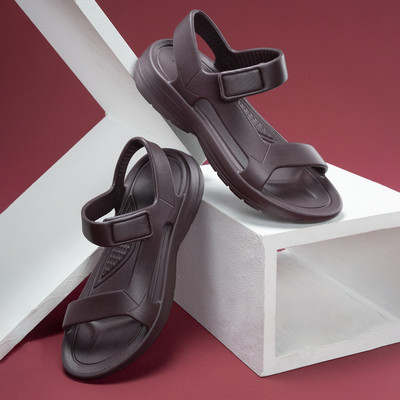 RED TAPE Women Sandals(Maroon , 6)