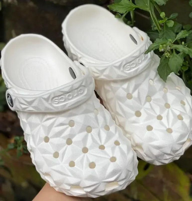 Auto Moxco Men Clogs(White , 8)