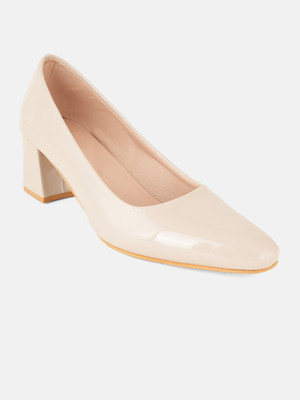 CHEMISTRY Women Heels(Tan , 4)