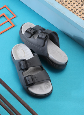 QARADON Men Casual(Grey , 8)