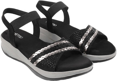 METRO Women Heels(Black , 4)