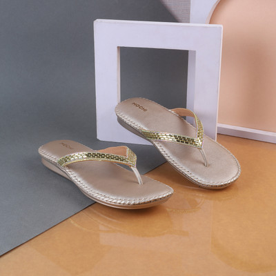 MOCHI Women Flats(Gold , 4)
