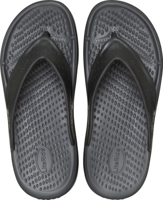 CROCS Men Flip Flops(Black , 8)