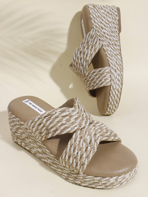 The White Pole Women Heels(Tan, White , 3)