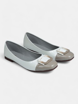 PLANET WALK Square-Toe Slip-On Women Bellies(Grey , 7)