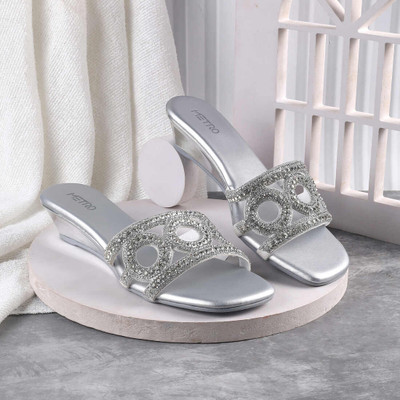 METRO Women Heels(Silver , 7)