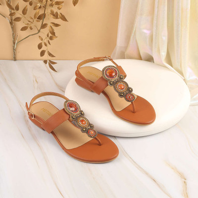 METRO Women Flats(Tan , 7)